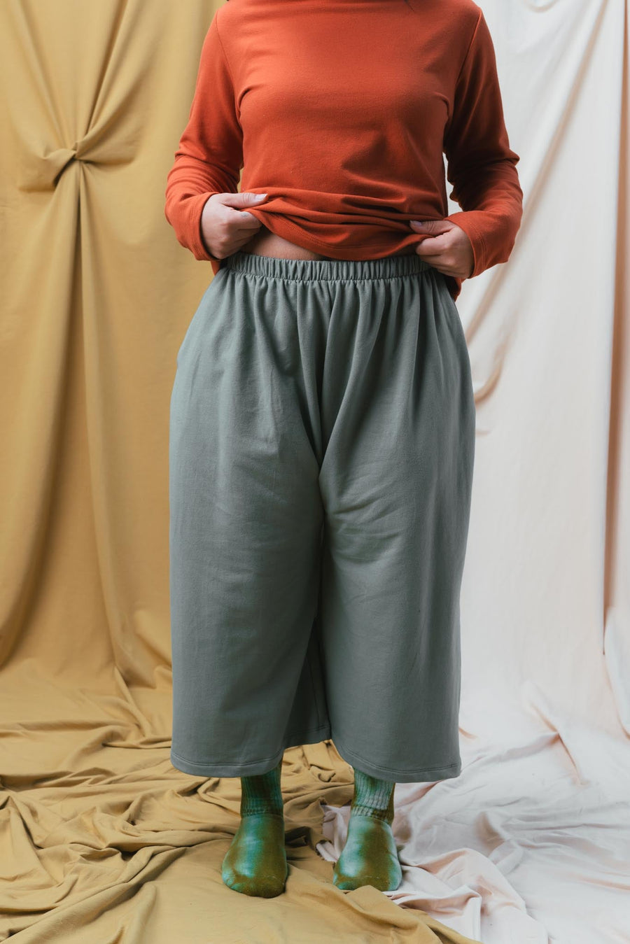 Zinat Pant in Pistachio