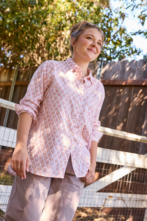 Good Boyfriend Shirt - Sunflower in Desert Flower