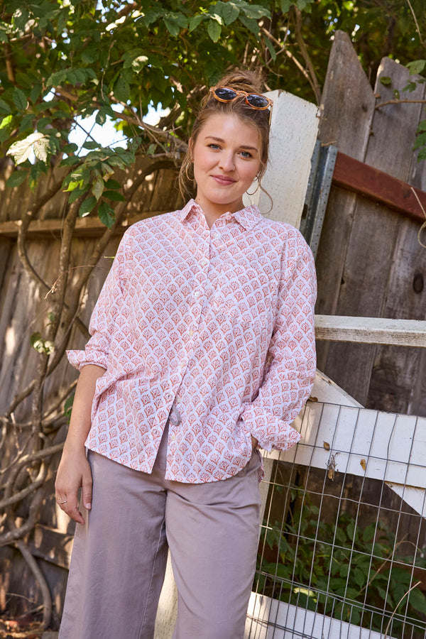 Good Boyfriend Shirt - Sunflower in Desert Flower
