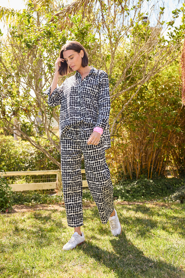 Shore Pant - Messy Dots Black