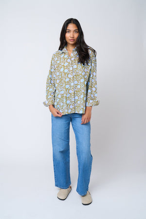 Good Boyfriend Shirt - Floral Escape Glacier Blue Overdye