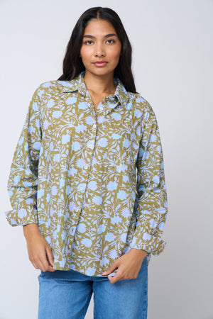Good Boyfriend Shirt - Floral Escape Glacier Blue Overdye