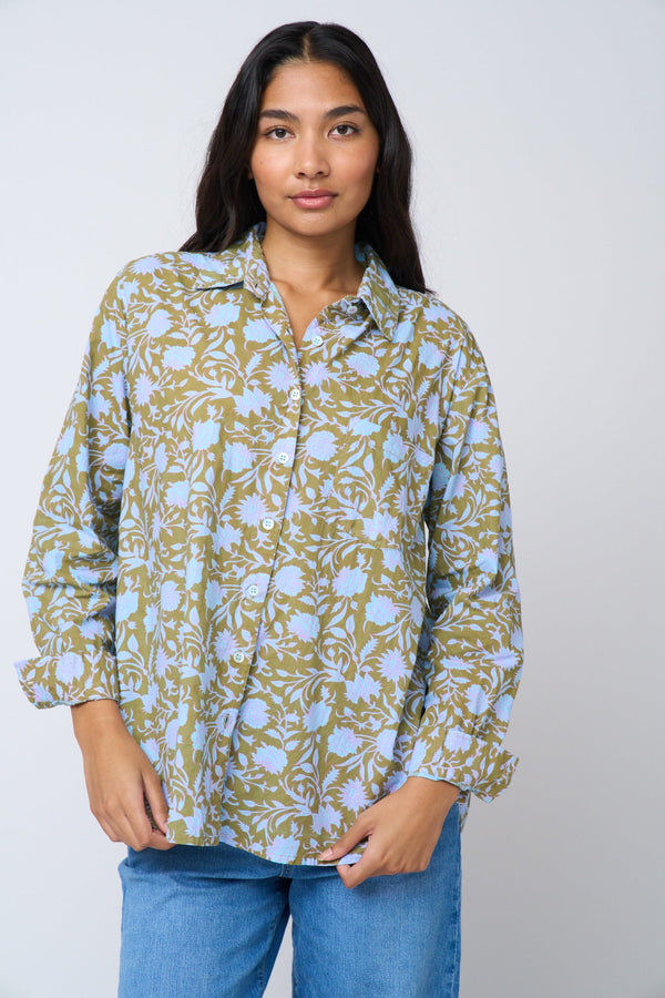 Good Boyfriend Shirt - Floral Escape Glacier Blue Overdye