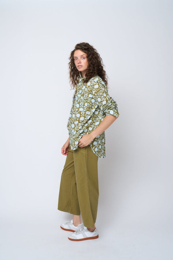 Good Boyfriend Shirt - Floral Escape Olive Oil & Cerulean