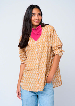 Newport Triangle Recycled Cashmere Scarf - Fuchsia