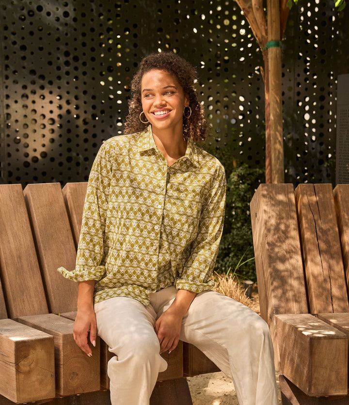 Good Boyfriend Shirt - Bee Happy Olive