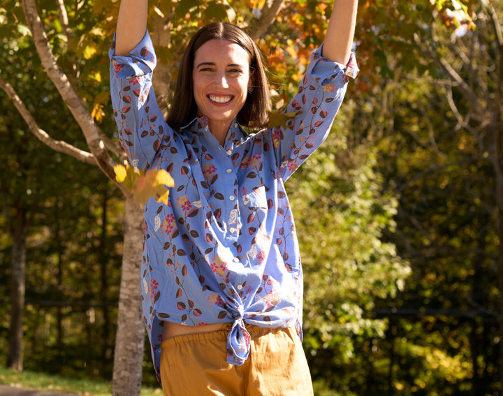 Good Boyfriend Shirt - Birdie On A Vine Cornflower Blue
