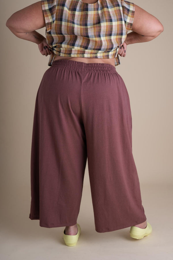 Weekend Pants in Russet