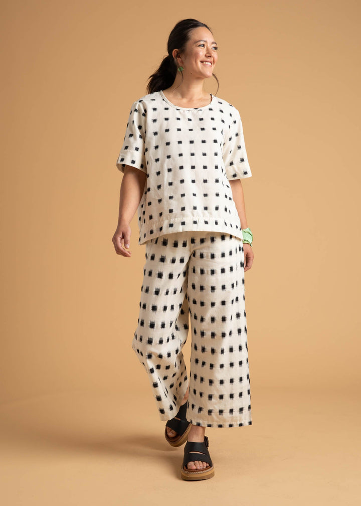 Mare Boxy Cropped Shirt Ikat Squares - Natural Black