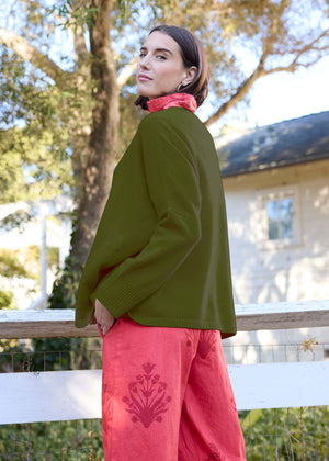 Nantucket Boxy Recycled Cashmere Sweater - Olive Oil
