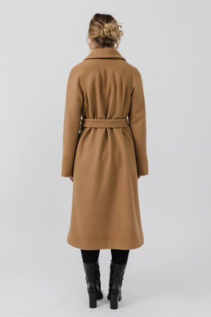 The Mag Mile - Wool Coat in Camel