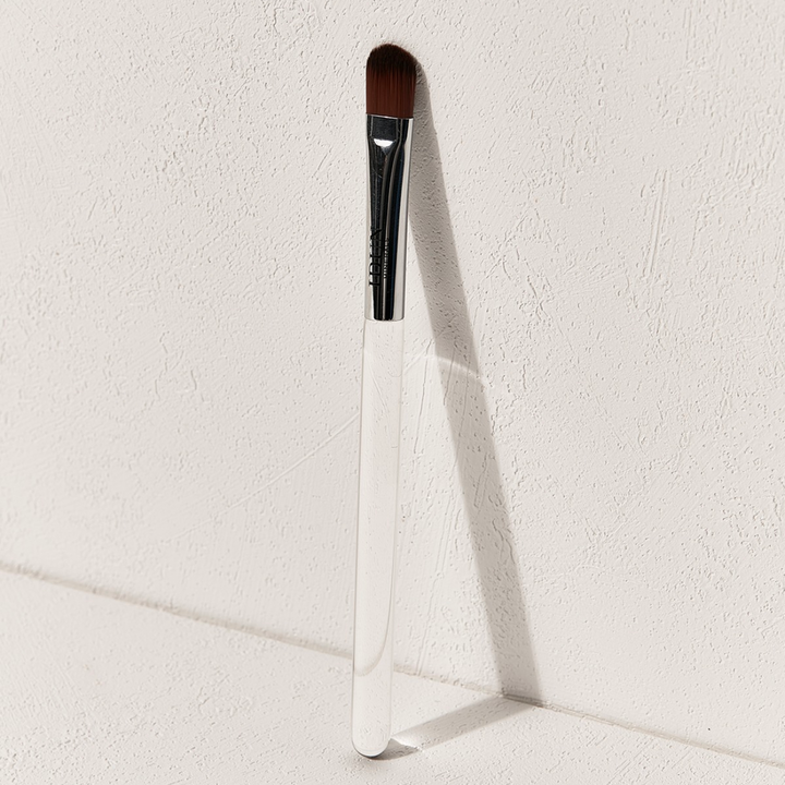 Eyeshadow brush