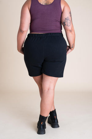 EveryBODY Shorts in Black