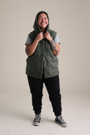 Wilder Vest in Forest