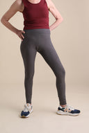 Yoga Leggings in Concrete