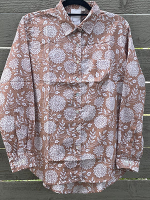 Good Boyfriend Shirt - Hydrangea Beauty Mocha