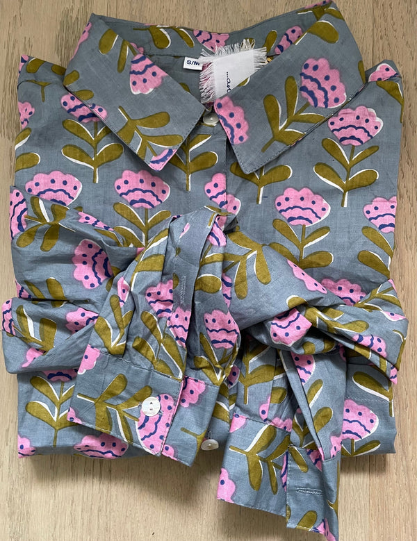 Good Boyfriend Shirt - Netherlands Tulip Dove Grey