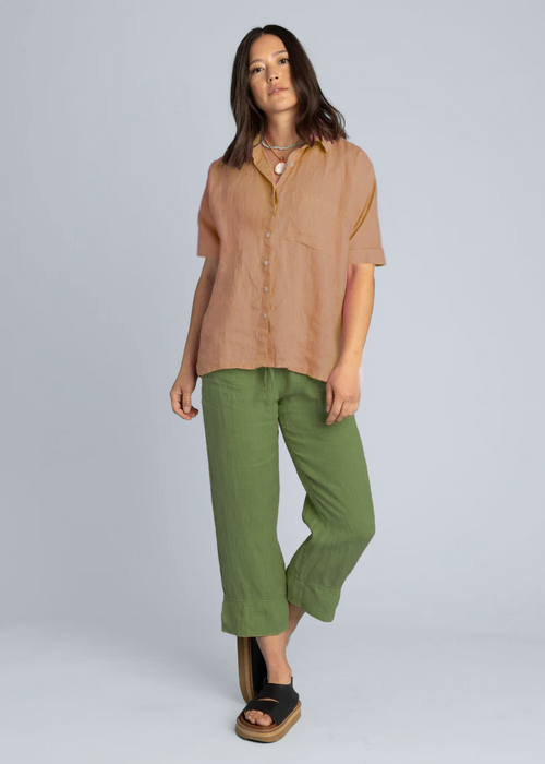 Good Boyfriend Linen Short Sleeve Shirt - Mocha