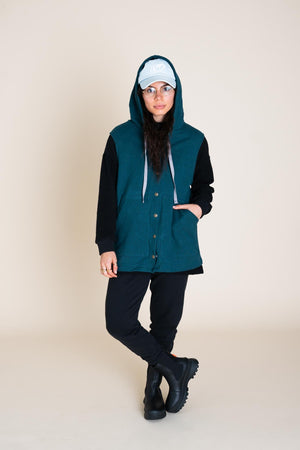 Wilder Vest in Marine