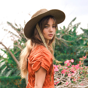 LOLI Jute Straw Hat in Neutral Beige