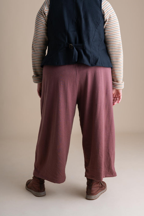 Weekend Pants in Russet