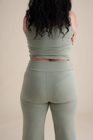 Eleanor Pants in Pistachio