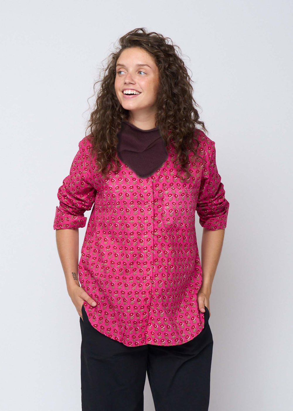 Newport Triangle Recycled Cashmere Scarf - Bordeaux