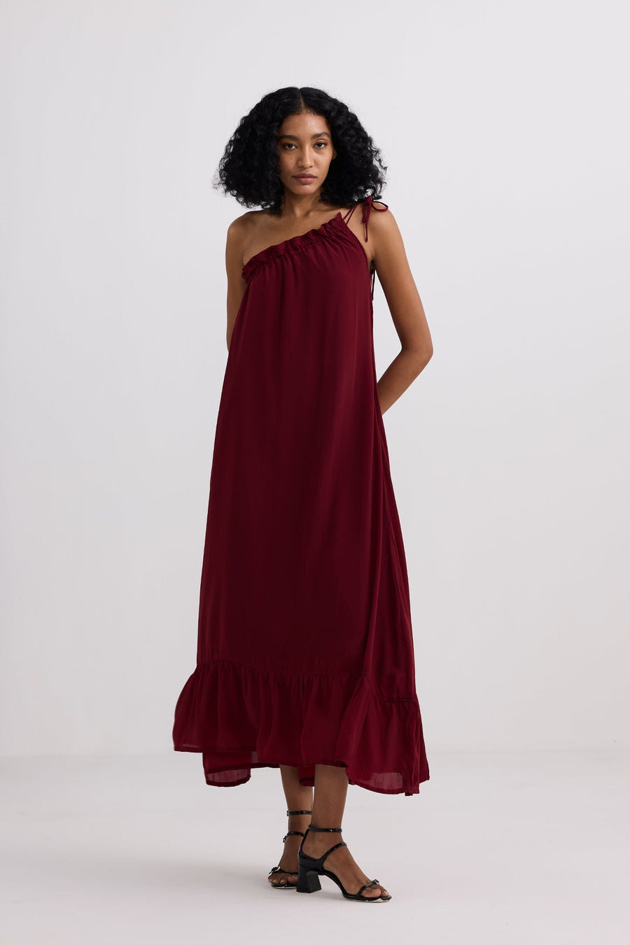 One-shoulder Maxi dress in Burgundy