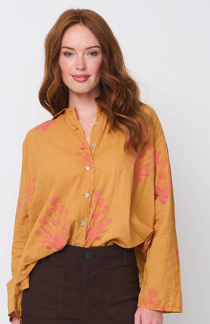 Relaxed Boyfriend Shirt - Cameo Floral Overdye Fawn
