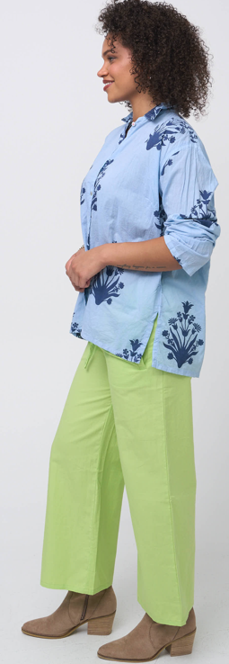 Relaxed Boyfriend Shirt - Cameo Floral Overdye Cornflower Blue