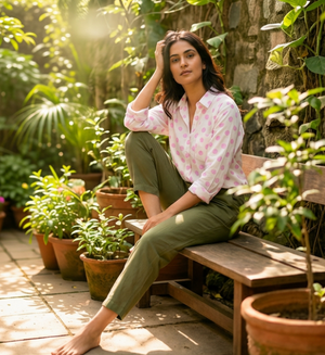 Good Boyfriend Shirt - True Dot White & Tickled Pink