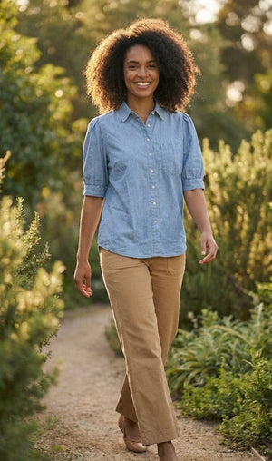 Good Girlfriend Shirt - Chambray Light Wash