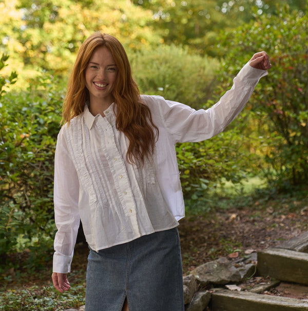 Good Girlfriend Shirt with Tux Trim White