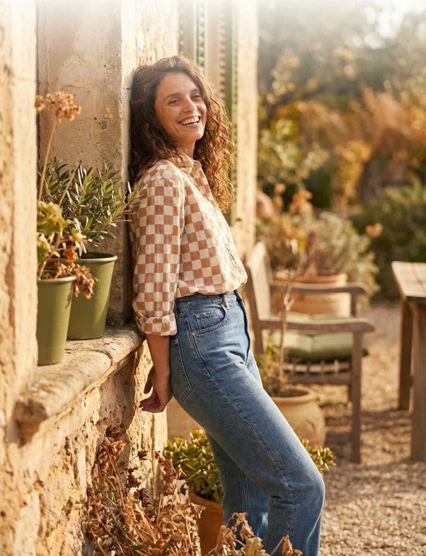 Good Boyfriend Shirt - Checkerboard Mocha