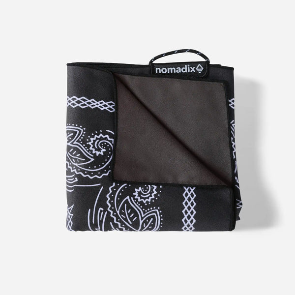 Ultralight Towel: Paisley Black