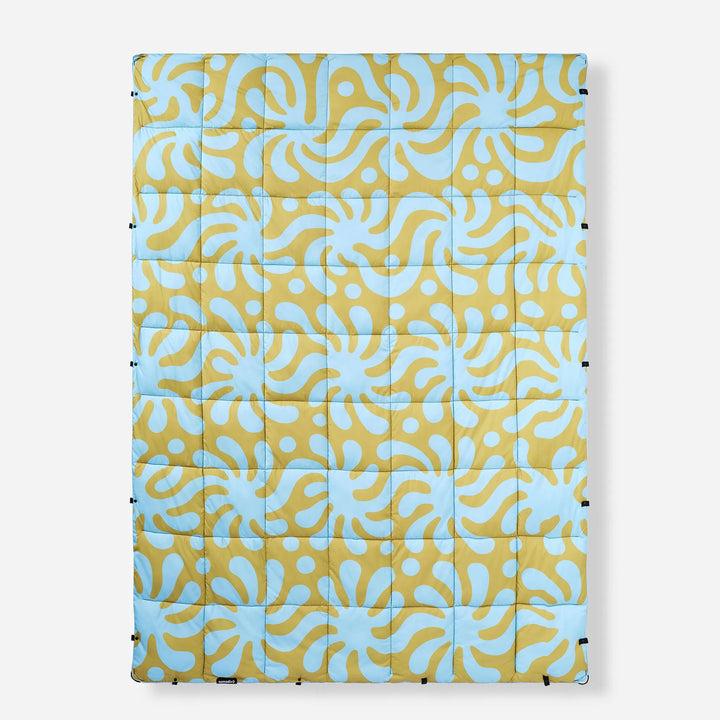 Graphene Puffer Blanket: Whirlpool Meadow Green