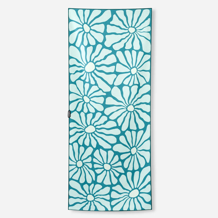 Original Towel: Lazy Daisy Seafoam Green