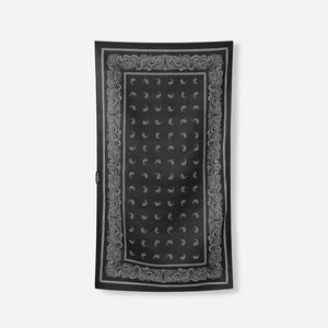 Ultralight Towel: Paisley Black