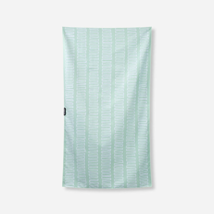 Ultralight Towel: Switchback Seafoam Green