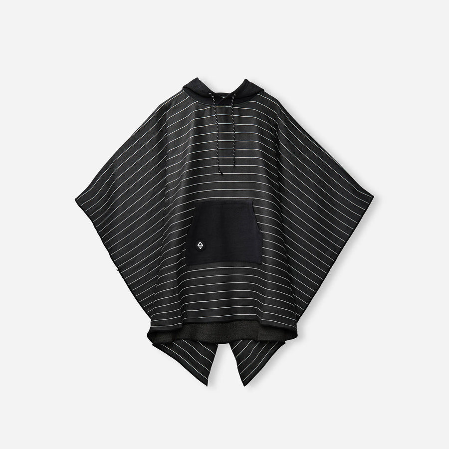 Poncho Towel: Pinner Black