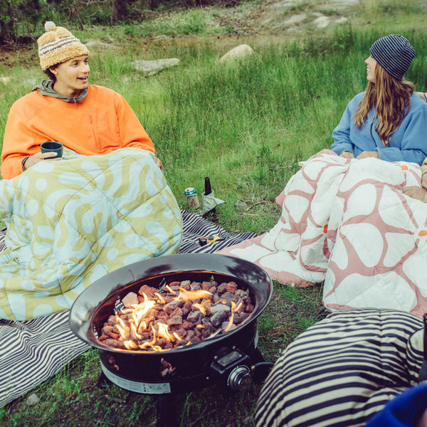 Graphene Puffer Blanket: Happy Flowers Desert Clay