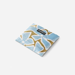 Pocket Tote: Wild Flowers Meadow Green