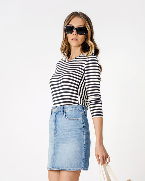 Marinière Black and White Striped Tee