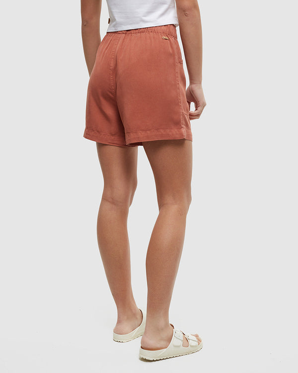 Cascades Short
