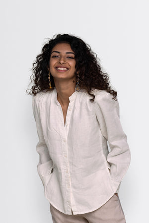 The Wild River Shirt in Off-white