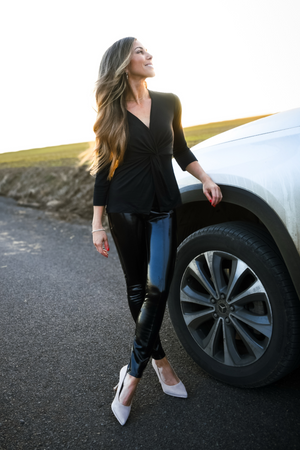 Twist Front Knit Shirt in Black