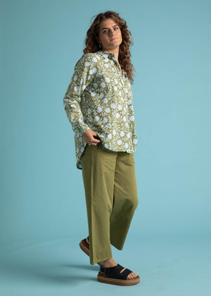 Good Boyfriend Shirt - Floral Escape Olive Oil & Cerulean