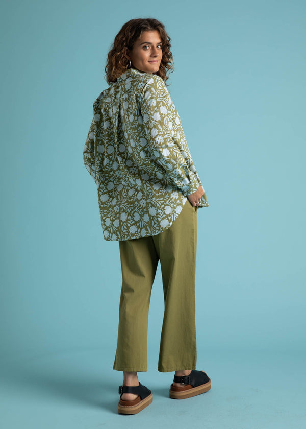 Good Boyfriend Shirt - Floral Escape Olive Oil & Cerulean