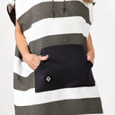 Changing Poncho: Stripes Noll Black