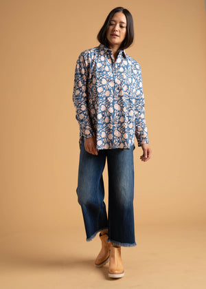 Good Boyfriend Shirt - Floral Escape True Navy & Neon Peach